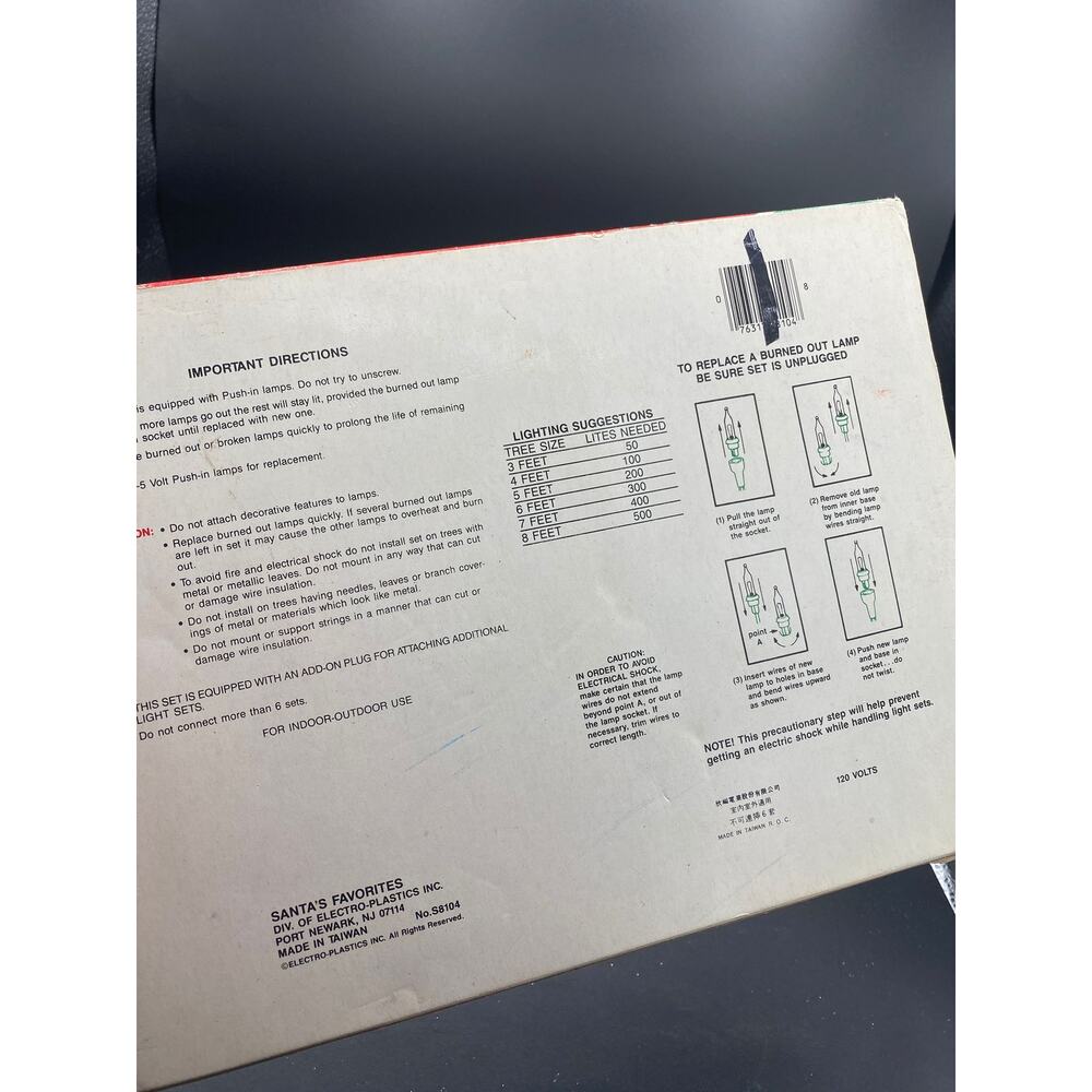 Vintage Santa's Favorites Christmas candle glo set string light - Picture 3 of 3